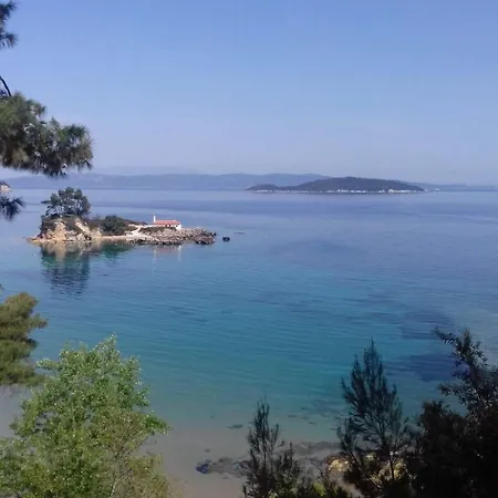 Simos In Paleokastro By Interhome
